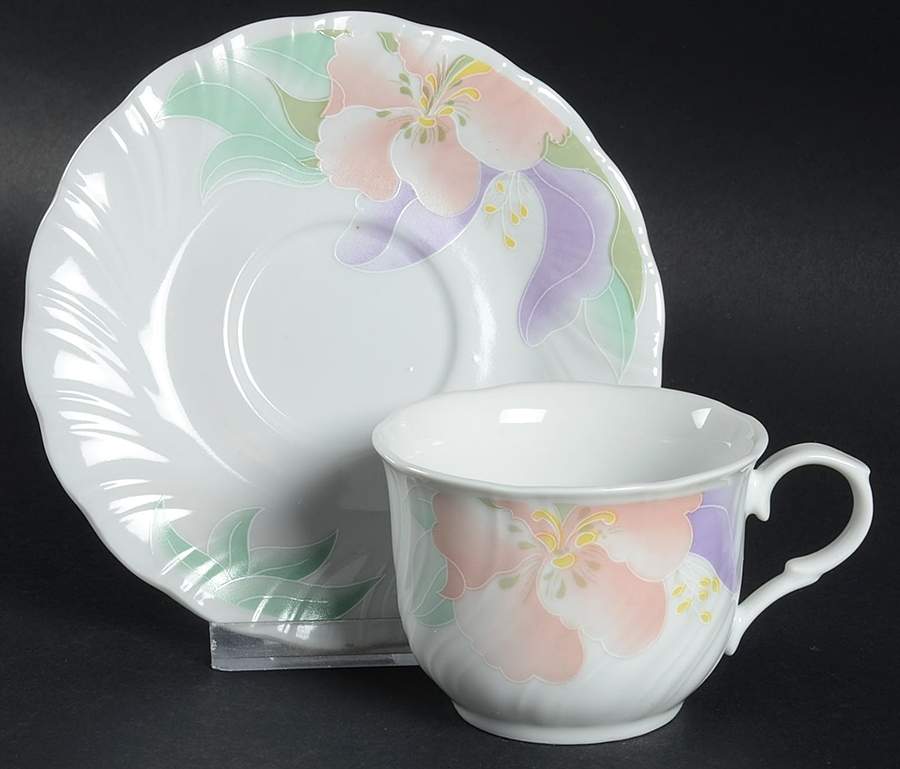 Utopia Footed Cup & Saucer Set by Lynn's China-1
