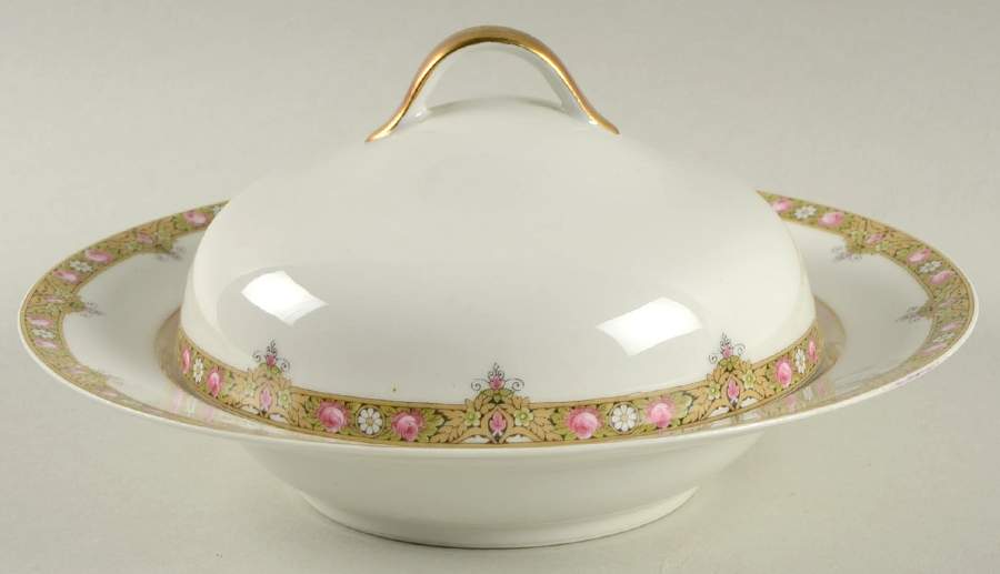 LNT39 Round Covered Butter by Lanternier-1