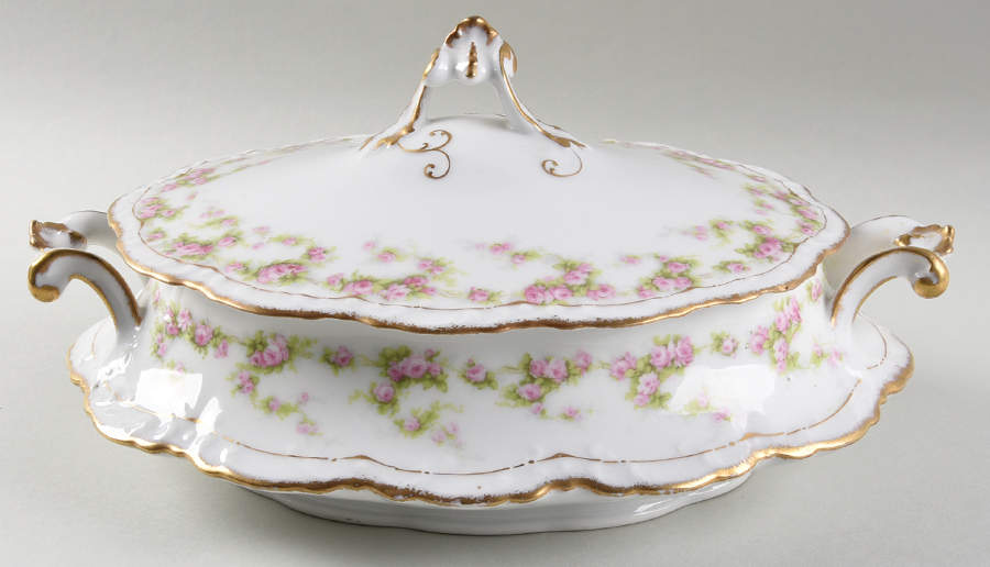 LNT4 Oval Covered Vegetable by Lanternier-1