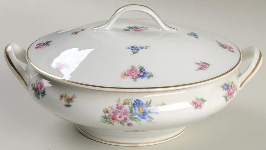 LNT47 Round Covered Vegetable by Lanternier-1