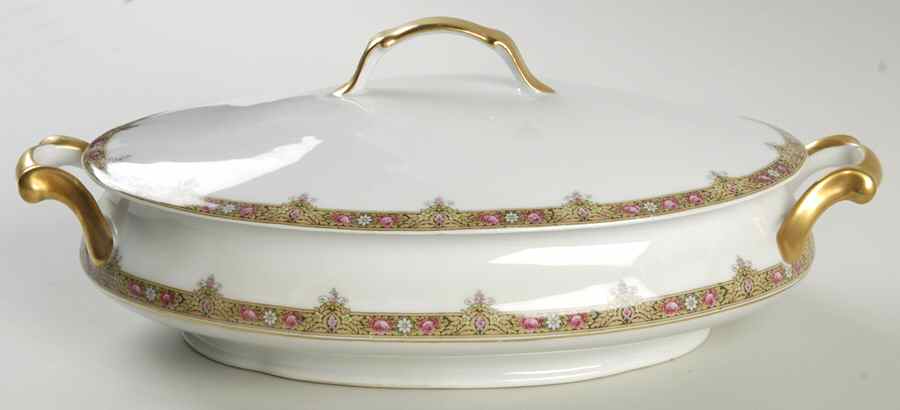 LNT55 Oval Covered Vegetable by Lanternier-1