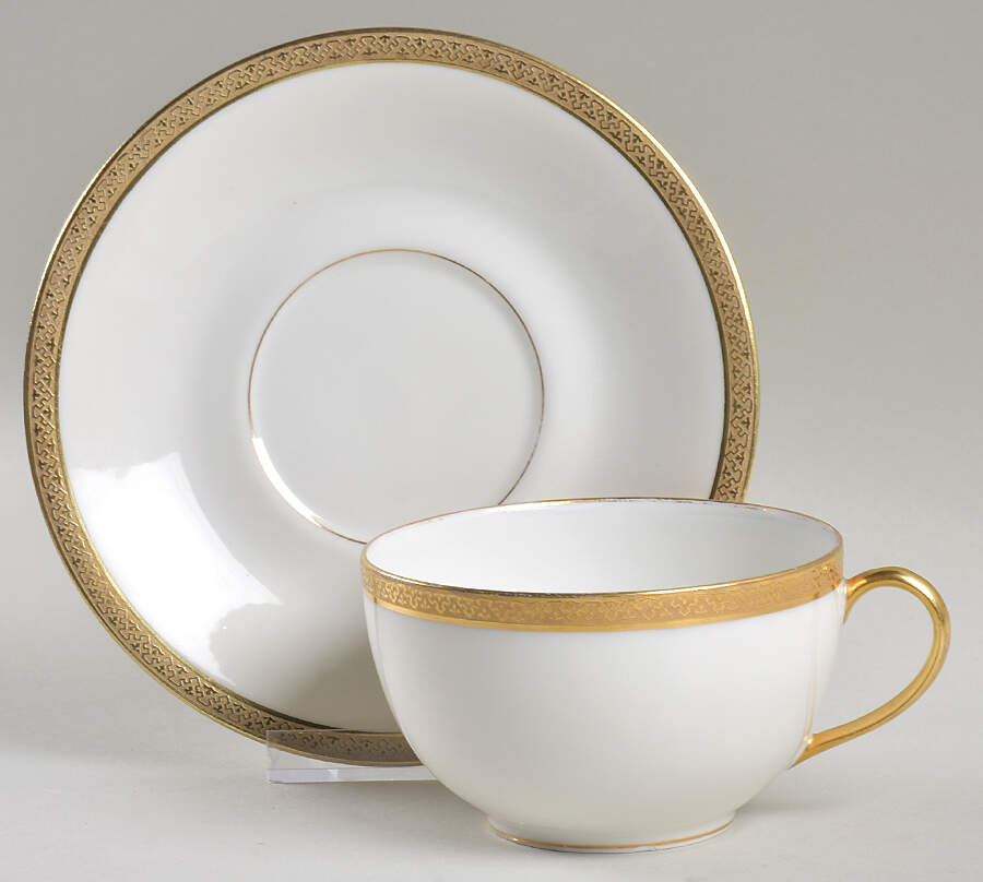 LNT7 Flat Cup & Saucer Set by Lanternier-1