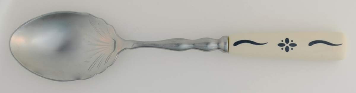 Woven Traditions Classic Blue Berry/Casserole Shell Spoon by Longaberger-1