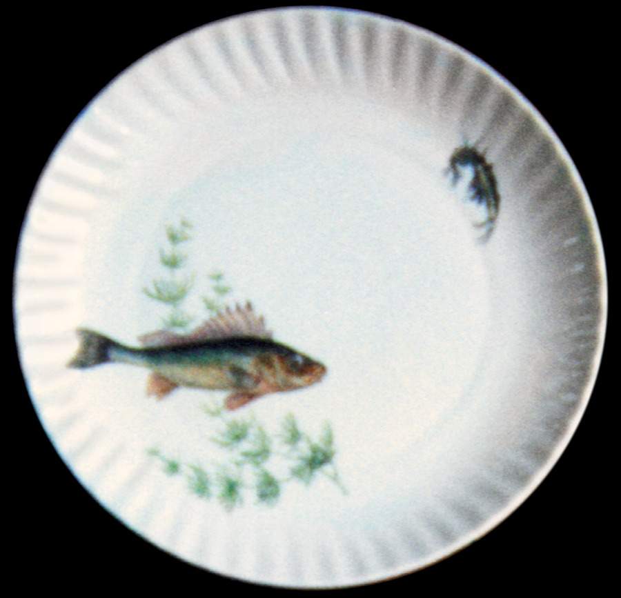 LOL7 Dinner Plate by Louis Lourioux-1
