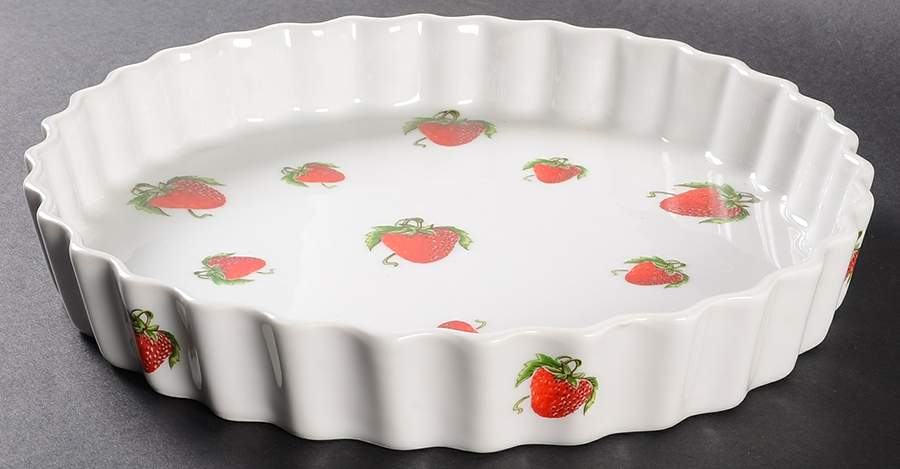 Strawberry 10" Quiche by Louis Lourioux-1