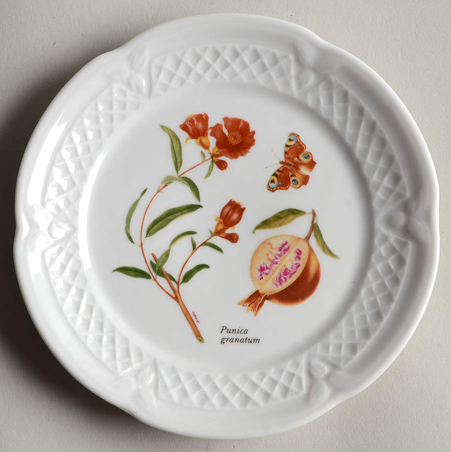 Vesca Canape Plate by Louis Lourioux-1