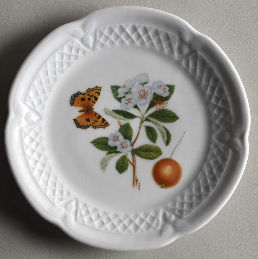 Vesca Canape Plate by Louis Lourioux-1