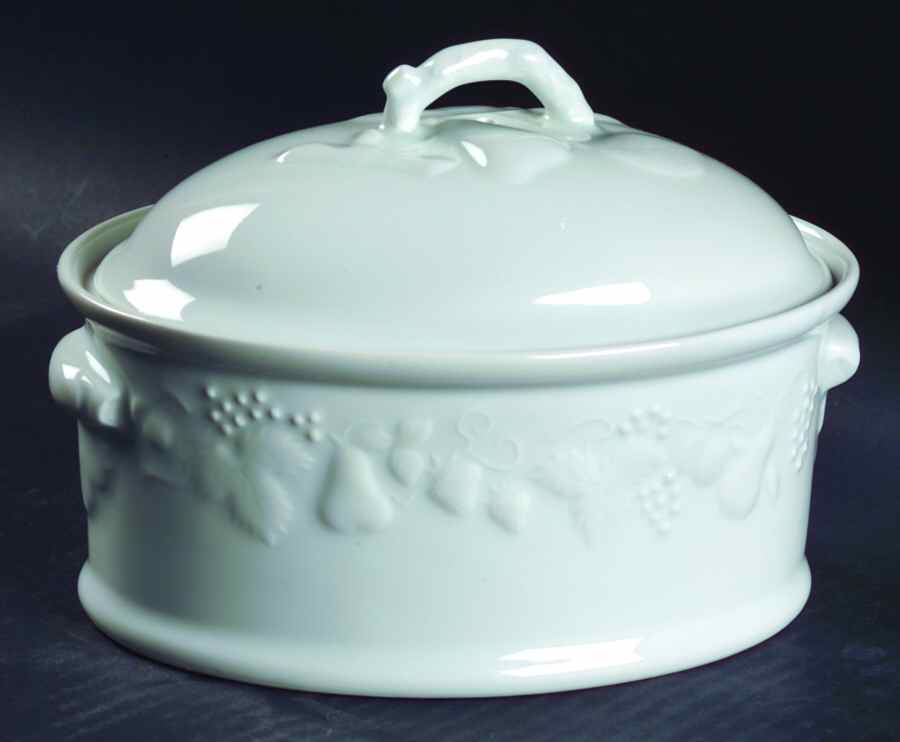 Vouvray 1 Quart Oval Covered Casserole by Louis Lourioux-1