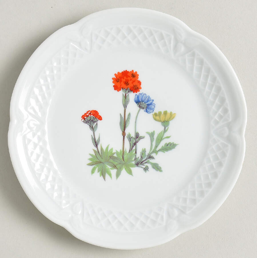 Wine & Cheese Canape Plate by Louis Lourioux-1