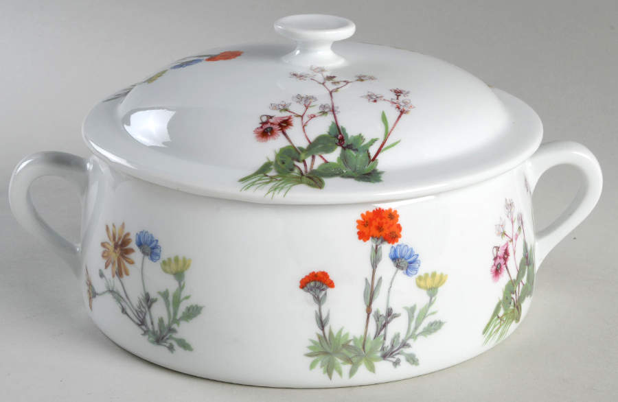 Wild Flower 1.25 Qt Round Covered Casserole by Louis Lourioux-1