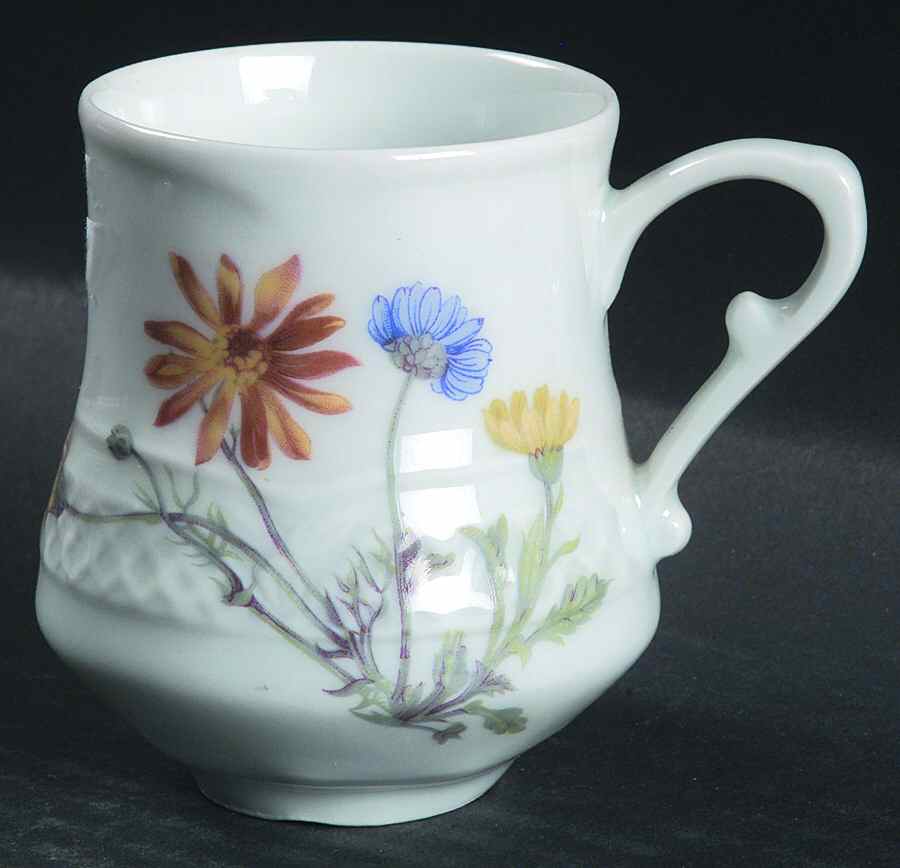 Wild Flower Flat Demitasse Cup by Louis Lourioux-1