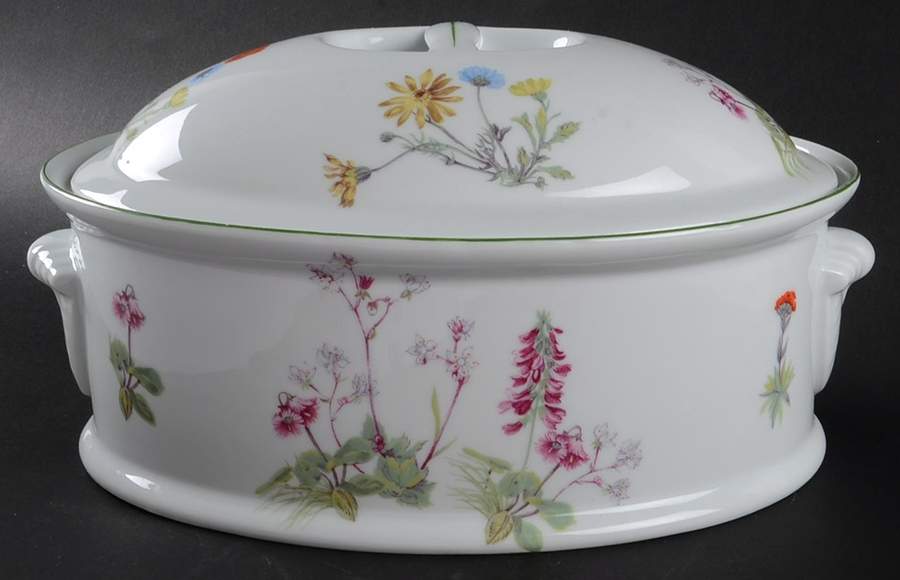 Wild Flower 2.5 Quart Oval Covered Casserole by Louis Lourioux-1