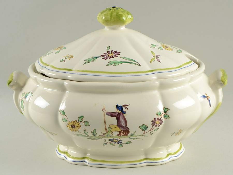Moustiers Oval Tureen & Lid by Longchamp-1