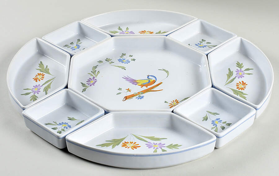 Perouges (Not French Heritage Line) 9 Pc Lazy Susan (4lass, 4lassm1, 1traoc9) by Longchamp-1
