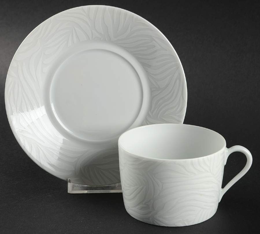 Tonlton Flat Cup & Saucer Set by Longchamp-1