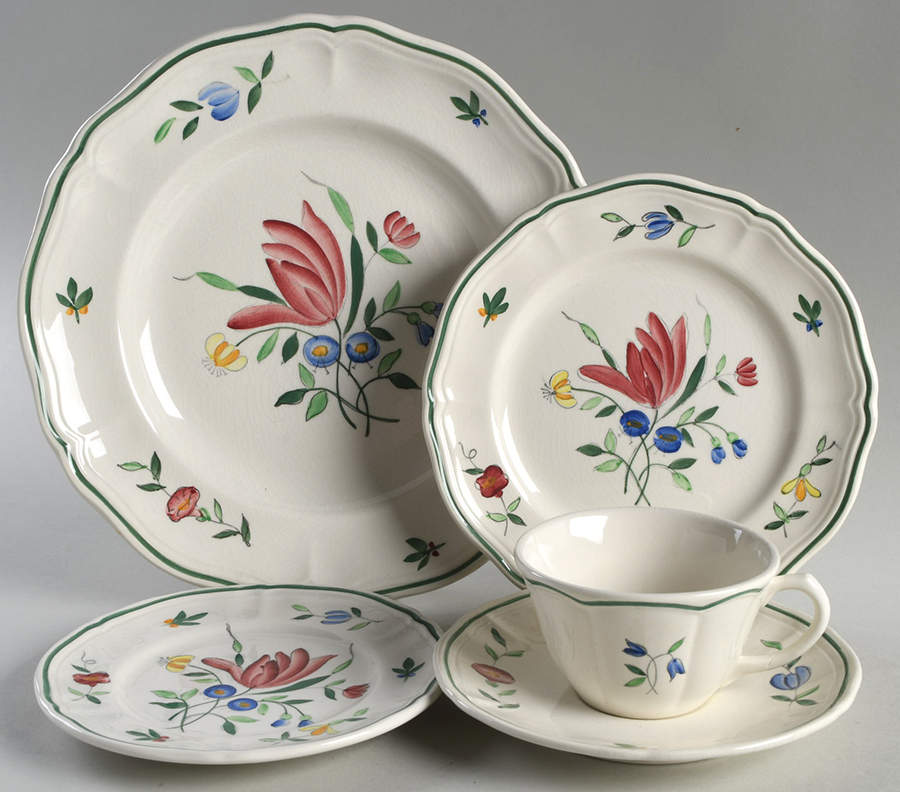 Tulip 40 Piece Estate Set by Longchamp-1