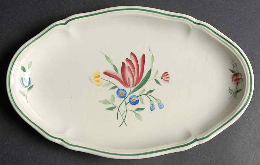 Tulip Pickle Dish by Longchamp-1