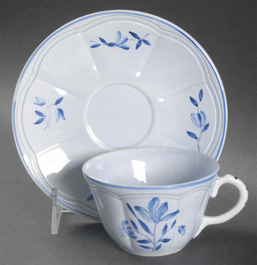 Tulip Flat Cup & Saucer Set by Longchamp-1