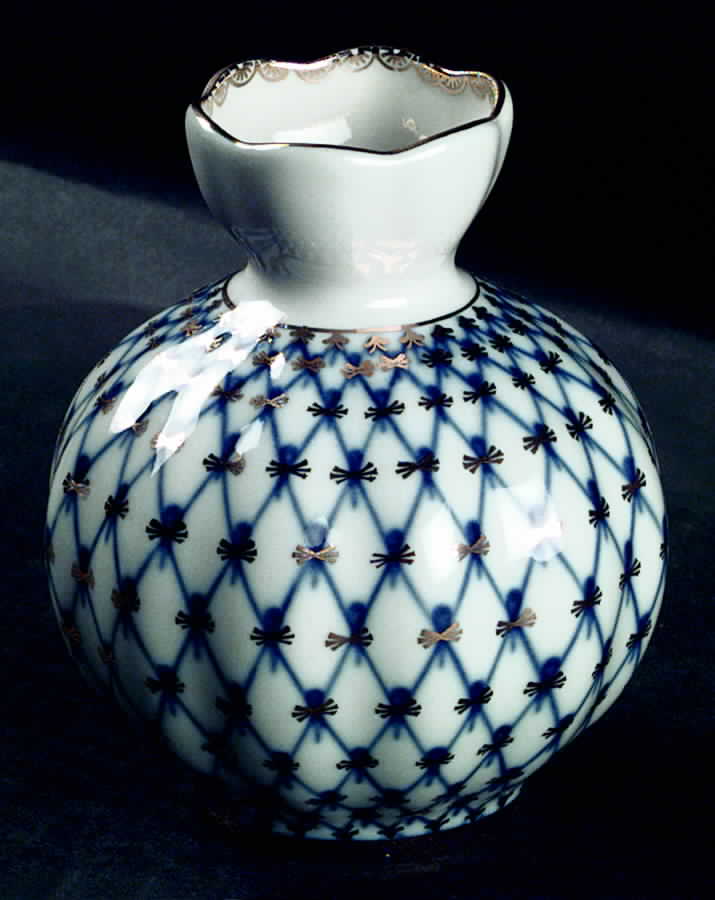 Cobalt Net 4" Bulbous Vase by Lomonosov-1