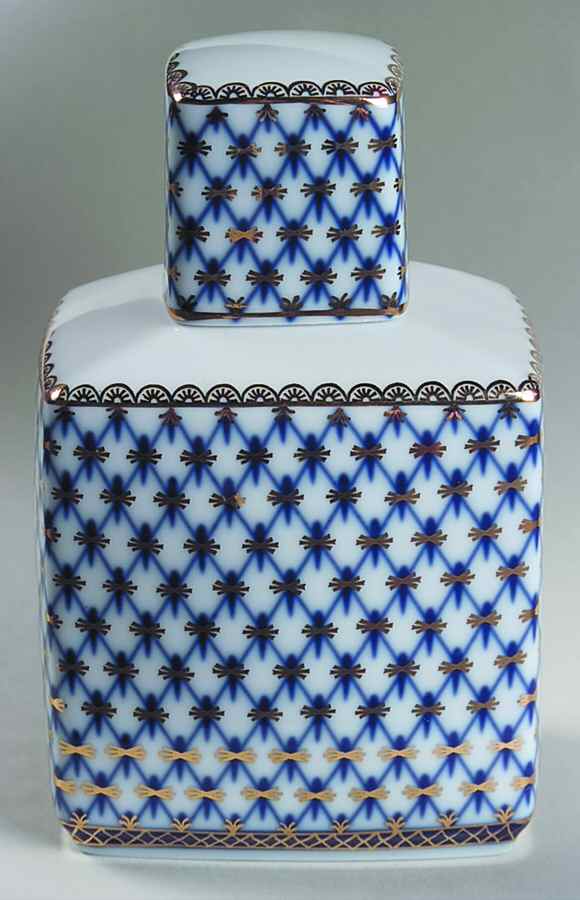 Cobalt Net Sake Bottle with Stopper and Lid by Lomonosov-1