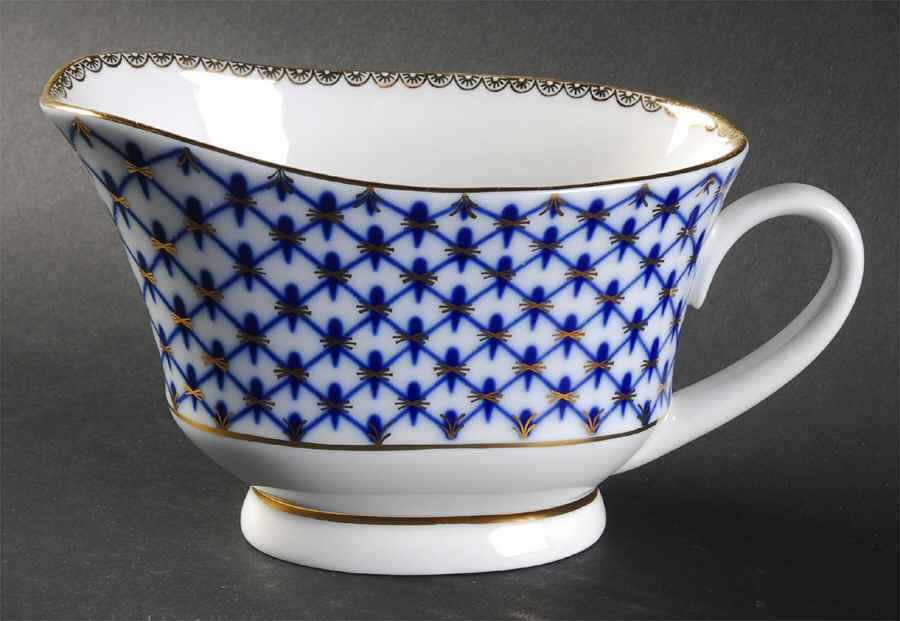 Cobalt Net Gravy Boat by Lomonosov-1