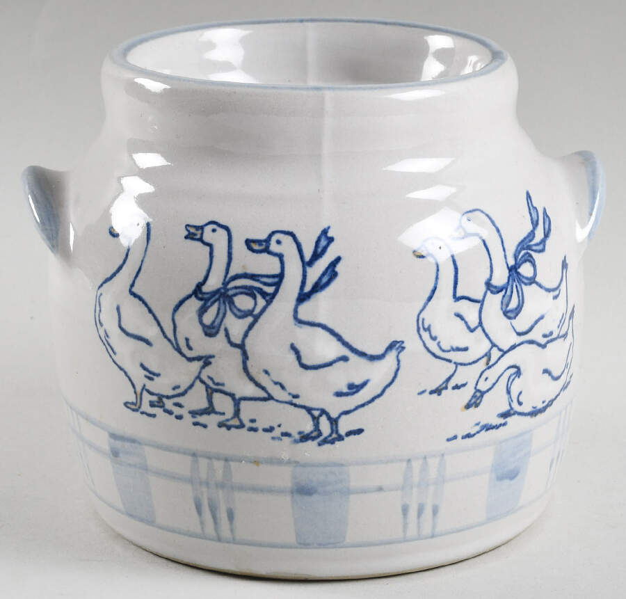 Gaggle of Geese Bean Pot No Lid by Louisville-1