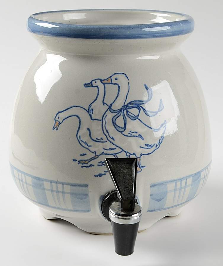 Gaggle of Geese Samovar No Lid by Louisville-1