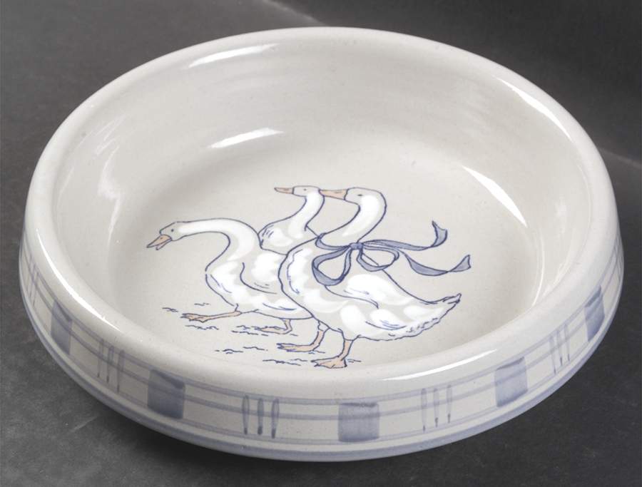 Gaggle of Geese 9" Pie Baking Plate by Louisville-1