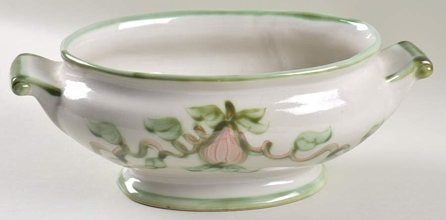 Pear Oval Tureen No Lid by Louisville-1