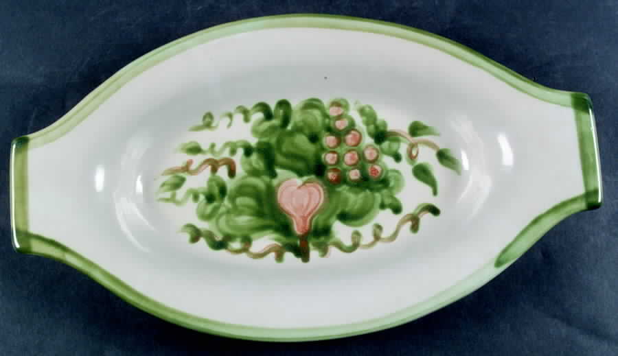Pear 18" Boat Platter by Louisville-1