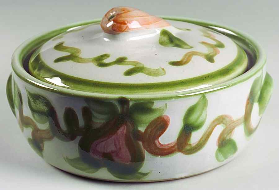 Pear 1 Qt Round Covered Casserole by Louisville-1
