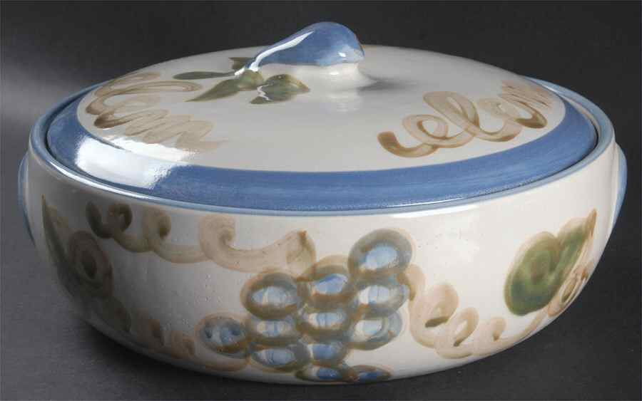 Vintage (Blue Band) 2.5 Qt Round Covered Casserole by Louisville-1