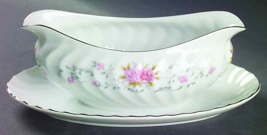 Anne Gravy Boat with Attached Underplate by Lovely-1