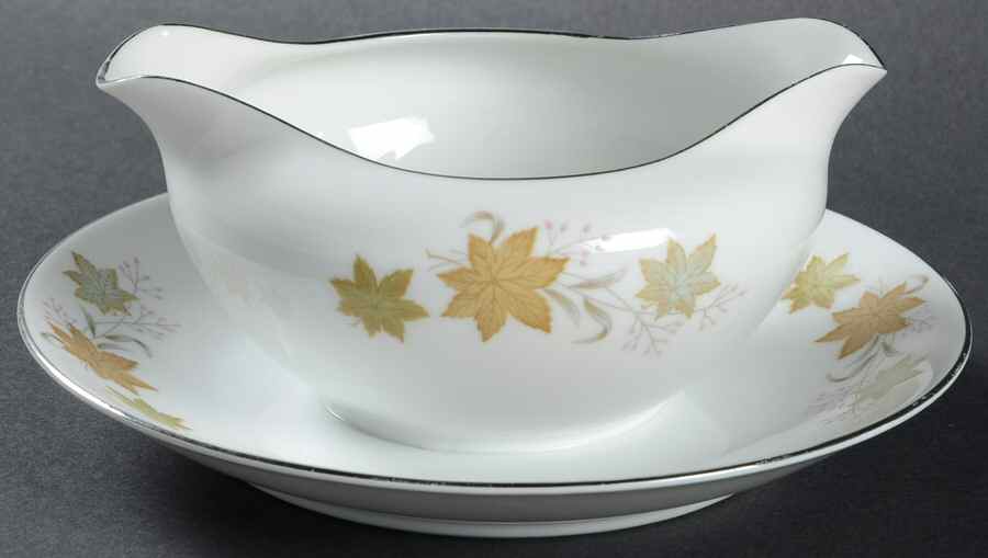 Gayle Gravy Boat with Attached Underplate by Lovely-1