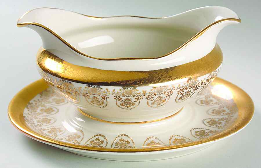 LP1 Gravy Boat with Attached Underplate by La Petite China-1