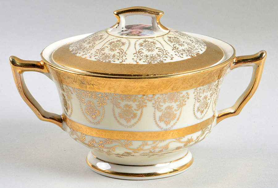 LP2 Sugar Bowl & Lid by La Petite China-1