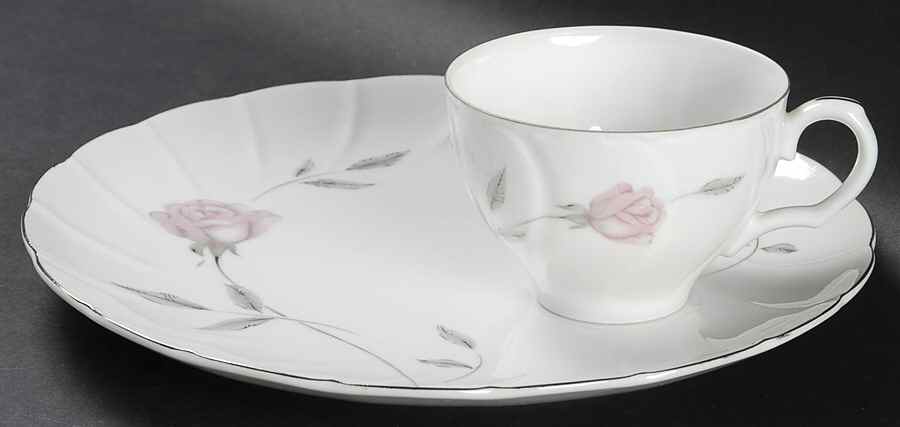 Gladys (Japan) Snack Plate & Cup Set by Laurel (Japan)-1