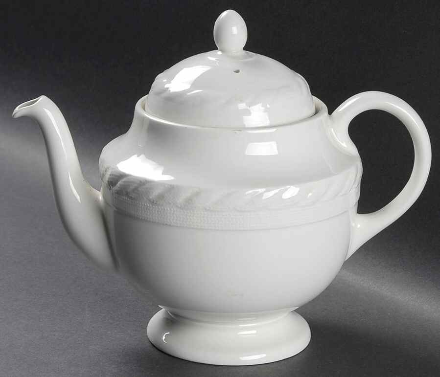 Clearwater Teapot & Lid by Ralph Lauren China-1