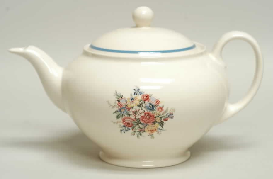 Dylan's Grove Teapot & Lid by Ralph Lauren China-1