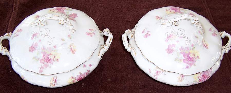 3214 (Scalloped) Round Covered Vegetable by Lazarus Straus & Sons-1