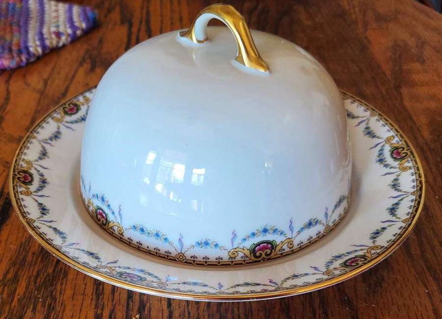 LSS10 Round Covered Butter by Lazarus Straus & Sons-1