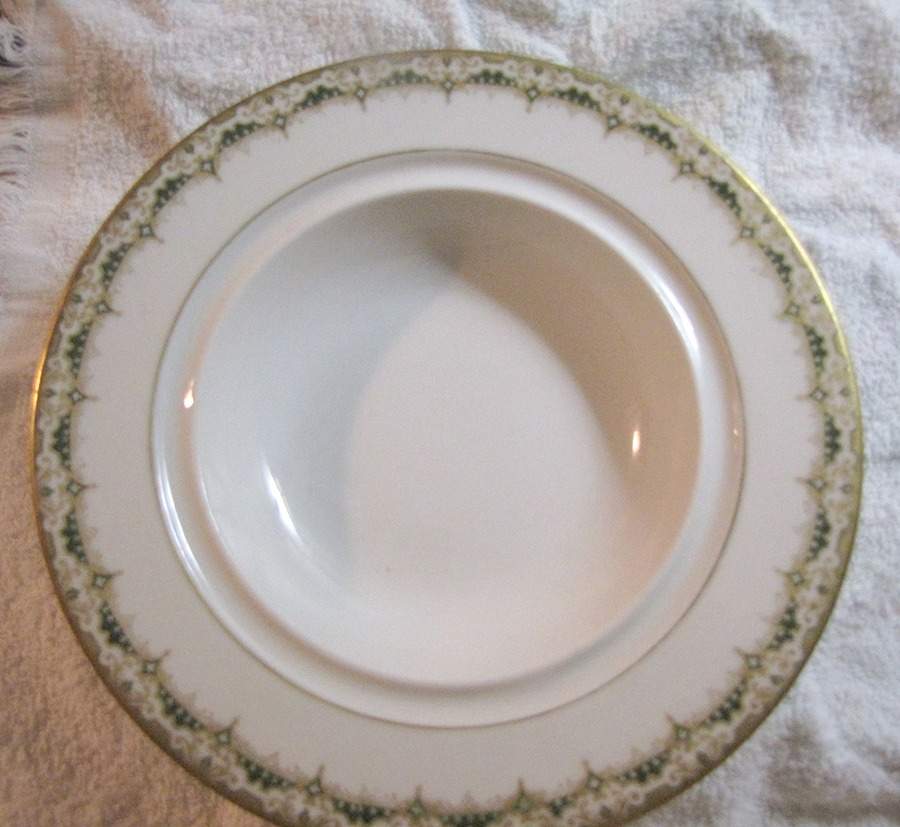 LSS8  Round Butter No Lid by Lazarus Straus & Sons-1