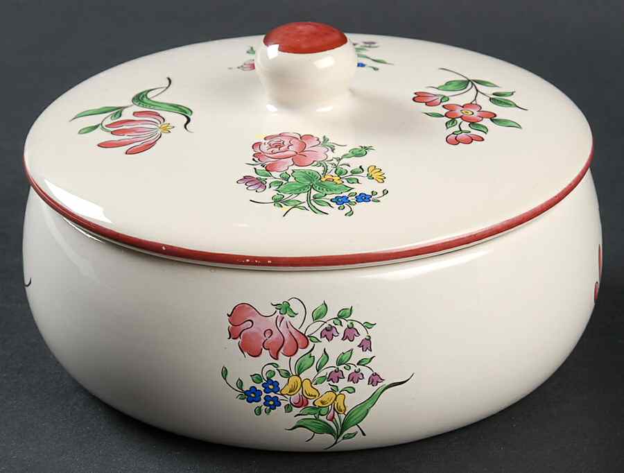 Old Strasbourg (Off White Background) Powder Box with Lid by Luneville-1