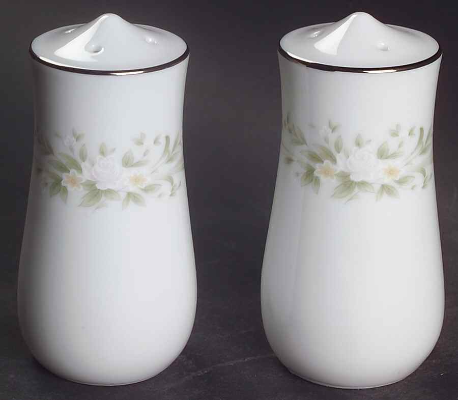 Larksong Salt & Pepper Set by Lynnbrooke-1
