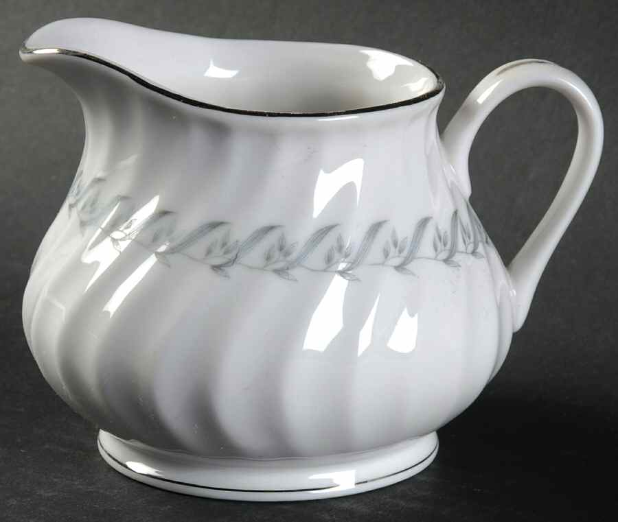 Silouette Creamer by Lynnbrooke-1