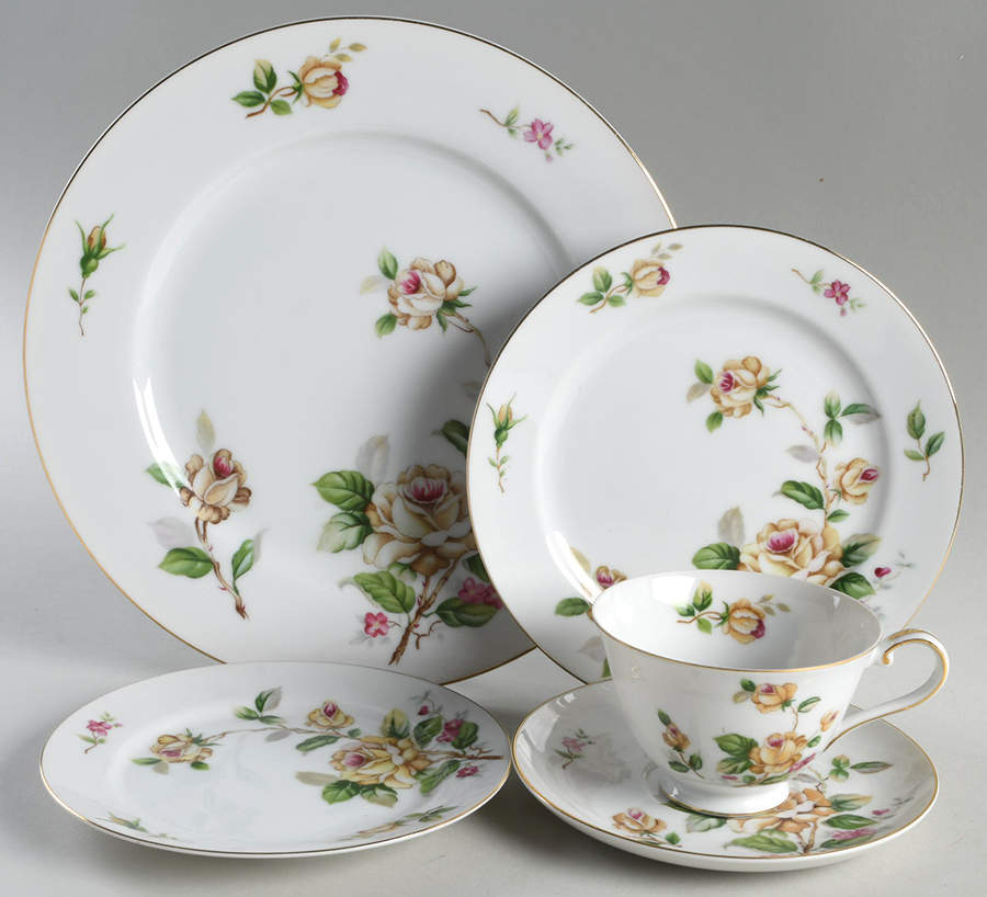 Golden Rose 5 Piece Place Setting by Lynmore-1