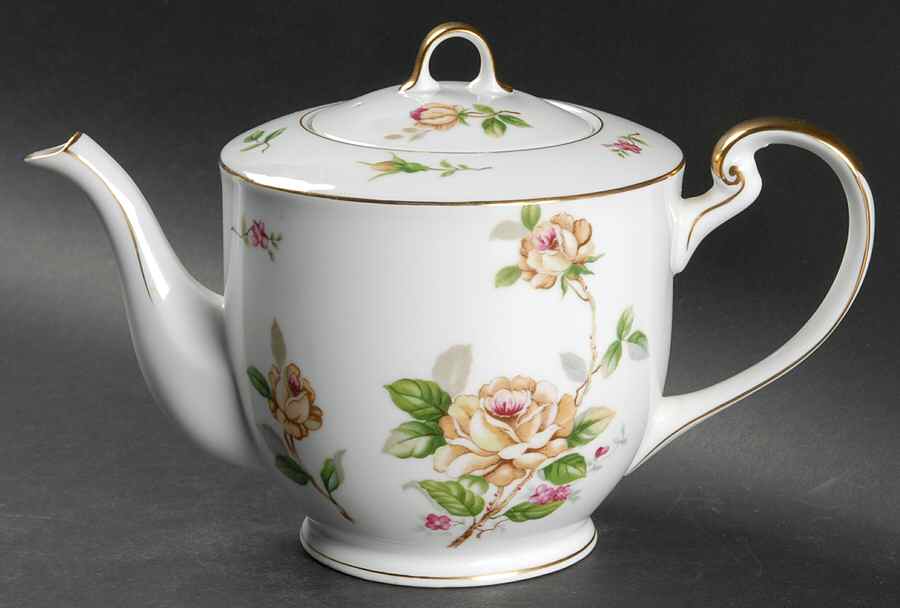Golden Rose Teapot & Lid by Lynmore-1