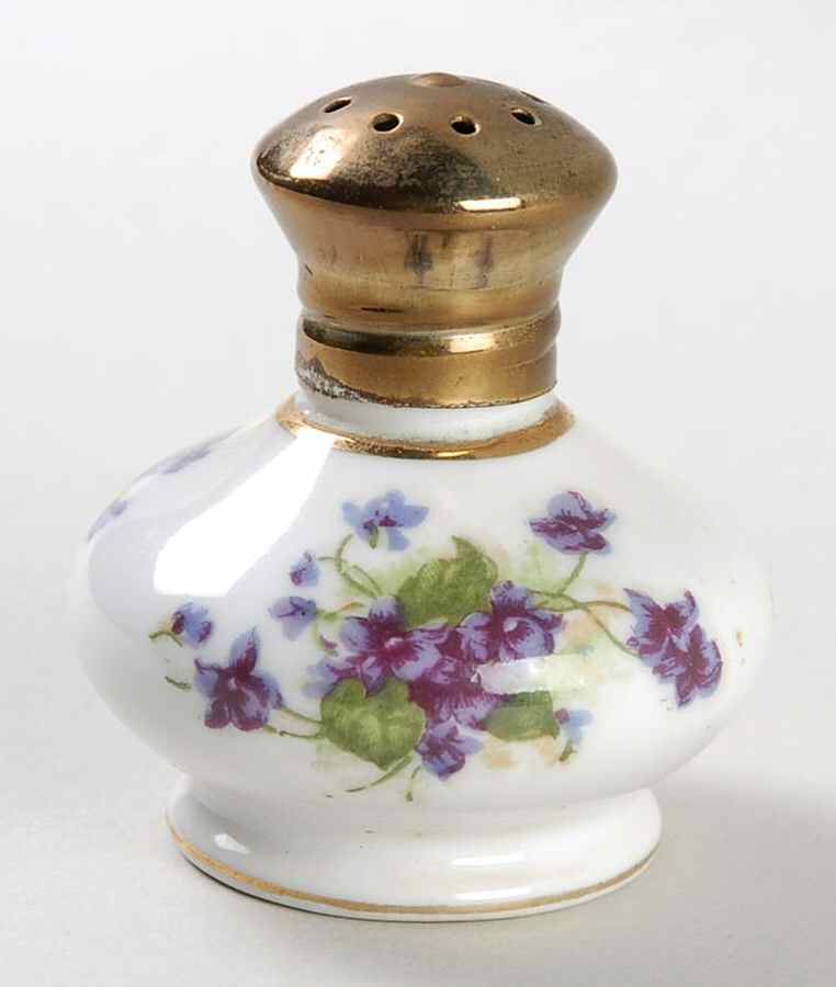 LEF23 Individual Pepper Shaker by Lefton-1