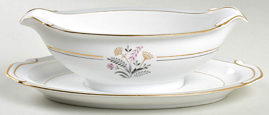 Queen Anne's Lace Gravy Boat with Attached Underplate by Lipper & Mann (L & M)-1