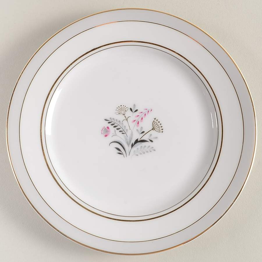 Queen Anne's Lace Bread & Butter Plate by Lipper & Mann (L & M)-1